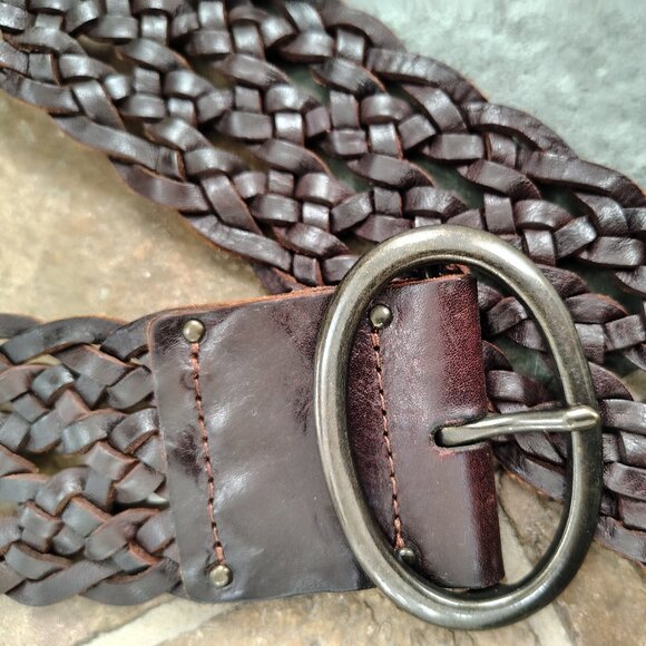 Tommy Bahama Genuine Leather Belt main image 5
